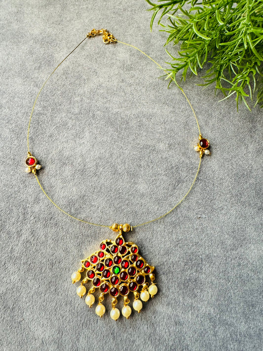 Hima - Invisible pendant neckwear