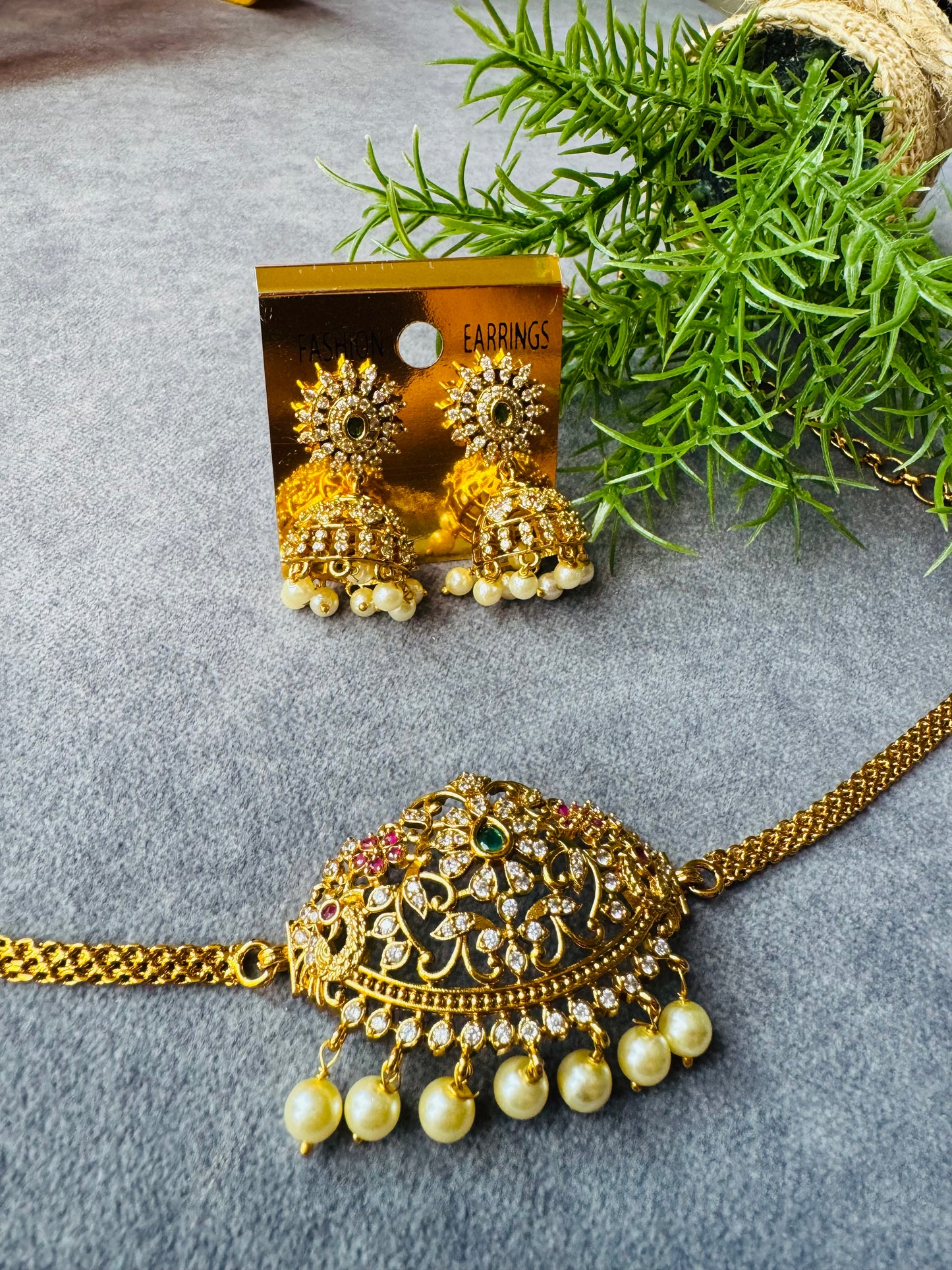 AD traditional choker with earrings
