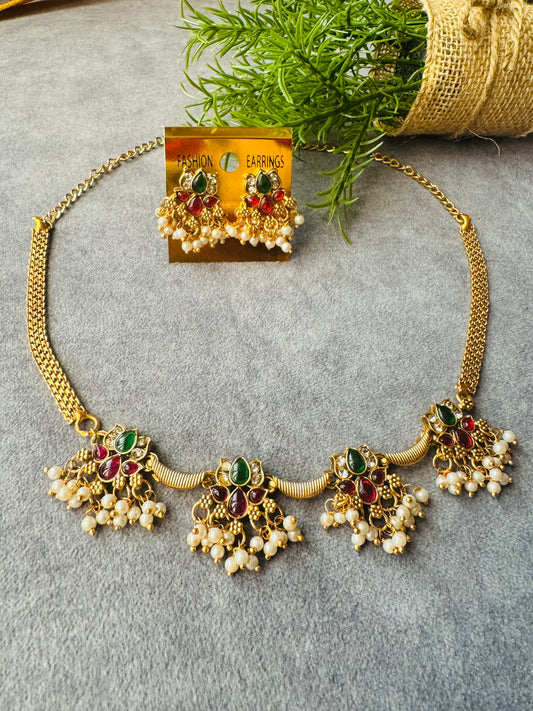 Kavi - Traditional lotus choker