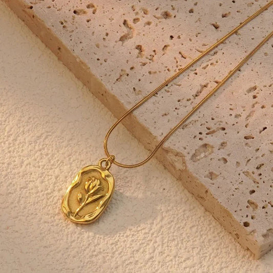 Tulip Necklace
